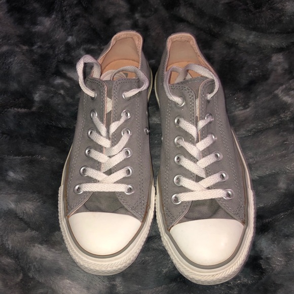 Converse - Picture 2 of 3